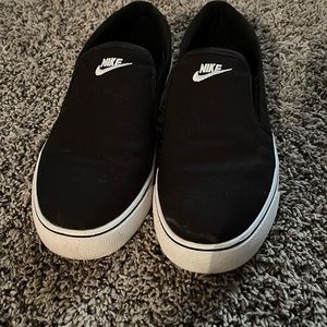 Men’s Nike slip-on
